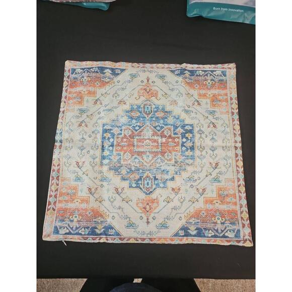 NWT Ohok Shang Hai Boho Pillow Covers Set Of 2 Mandala Design 18x18 - Picture 6 of 8